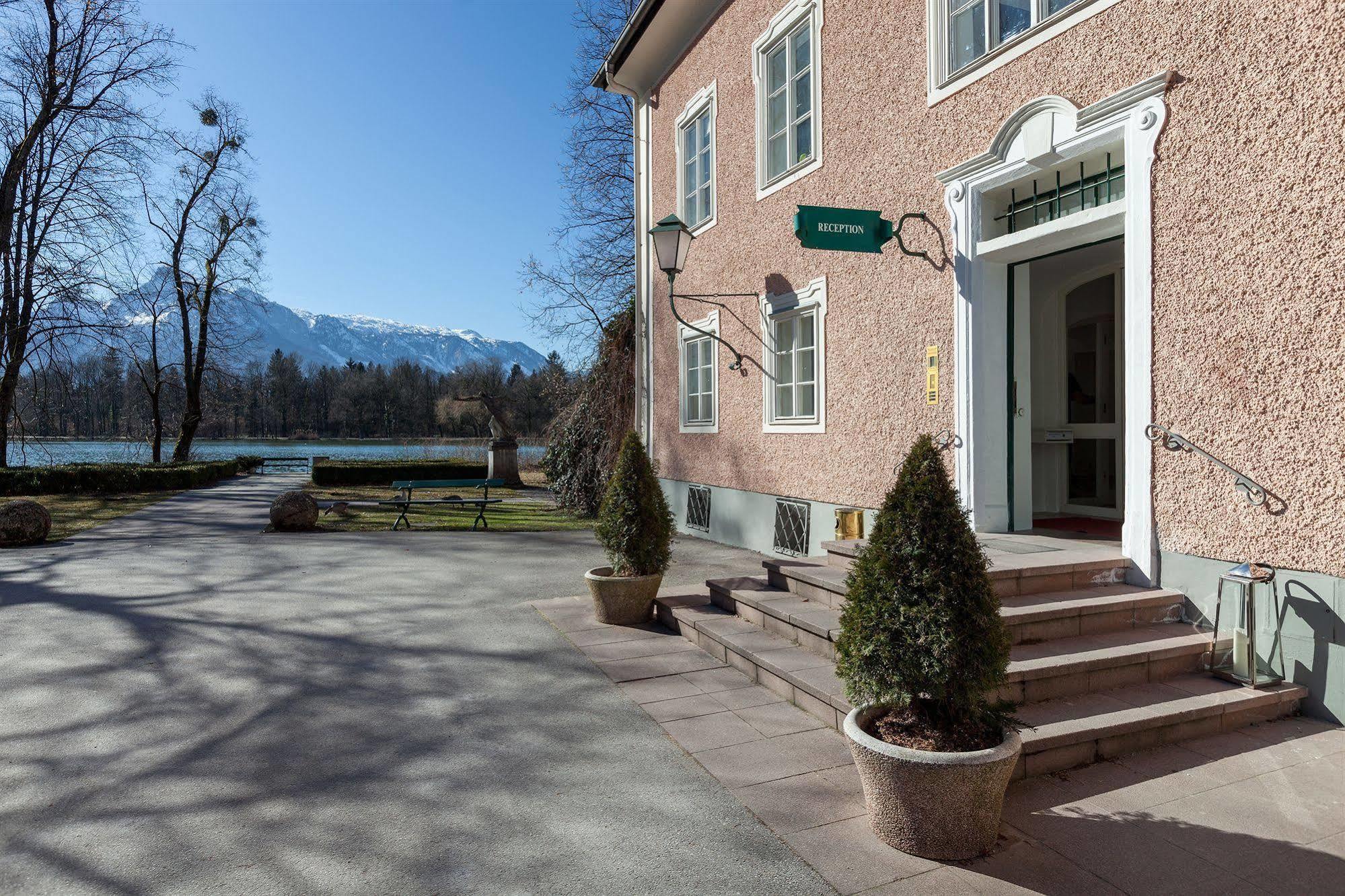 Hotel Schloss Leopoldskron Salzburg Exterior photo